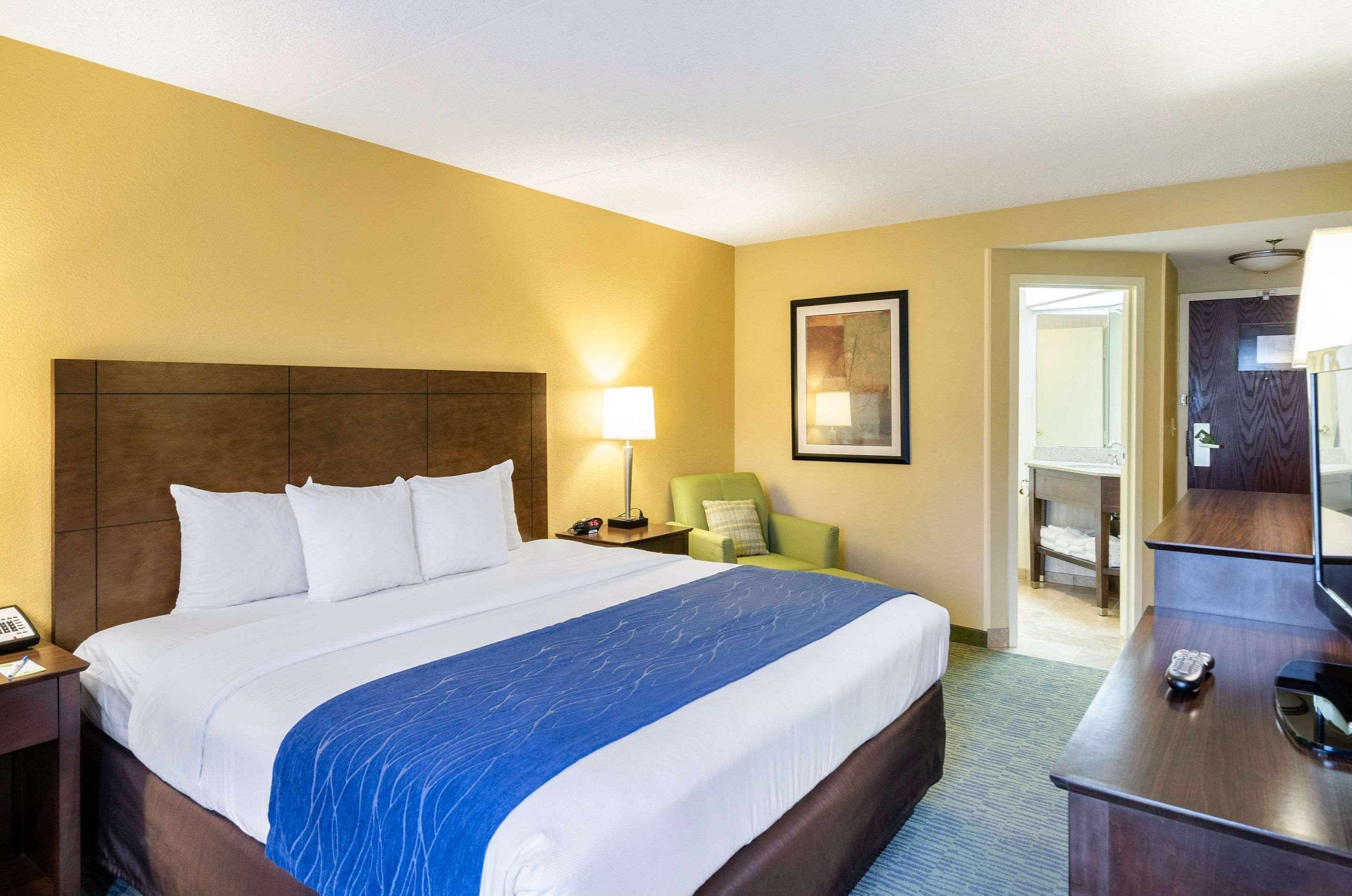 Hotel Comfort & - Wilmington