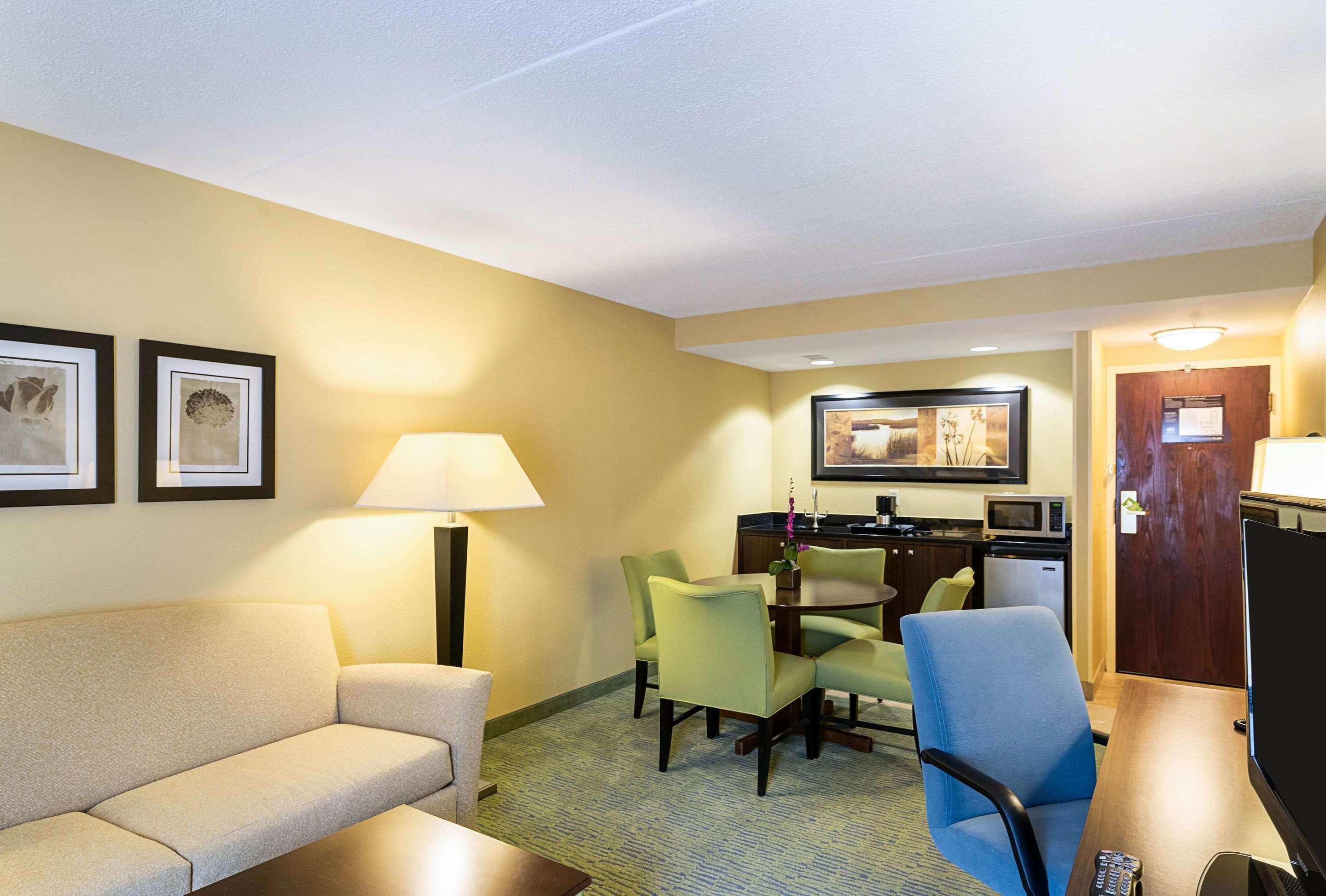 Hotel Comfort & - Wilmington