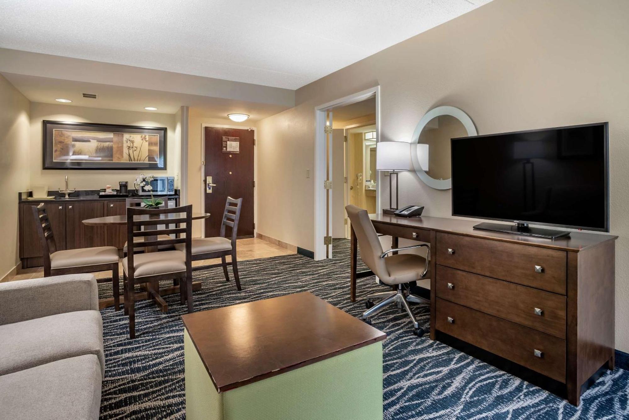 Comfort & - Wilmington 3*
